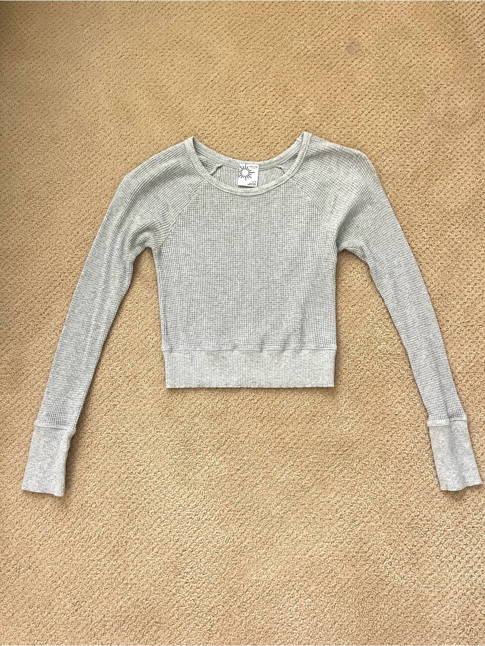 Offline by Aerie Gray Waffle Knit Long Sleeved Fitted Crew Neck Shirt Size Small